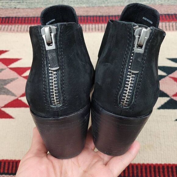 Eileen Fisher Walt Crossover Cut Out Leather Bootie Sz 7.5 Black Back Zip EUC‎ - Picture 4 of 7